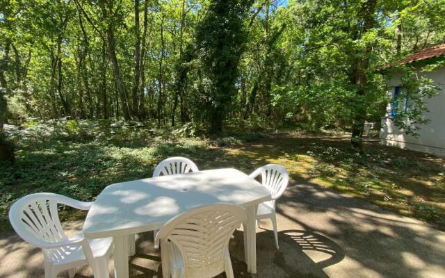 maisonnette 6 pers dans résidence avec piscine