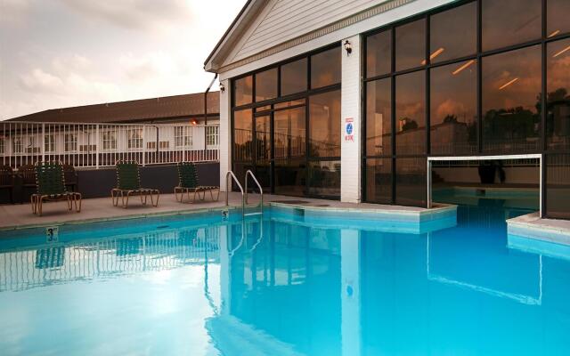 Best Western Parkside Inn