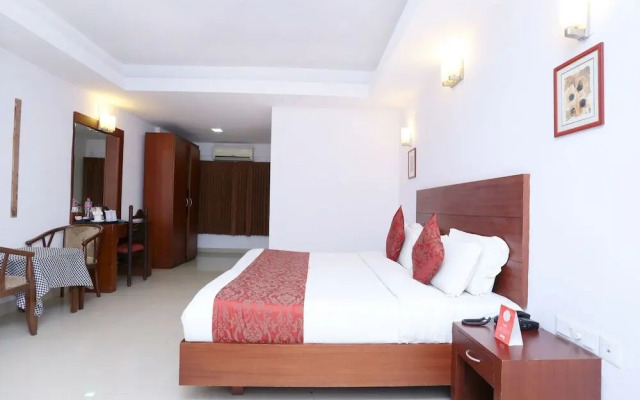 Central Hotel by OYO Rooms