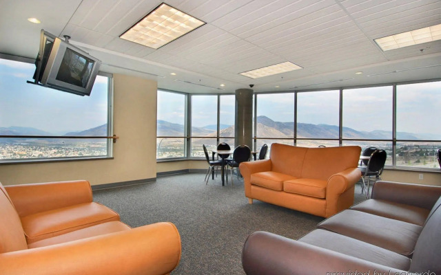 Residence & Conference Centre - Kamloops
