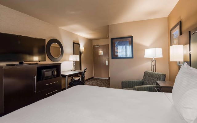 Best Western Plus Oceanside Palms Hotel