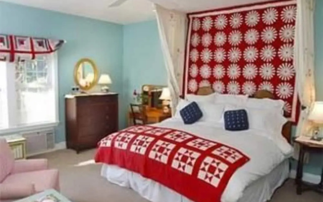 Inn at Occidental