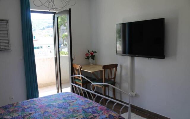 Studio apartment for 2 in center