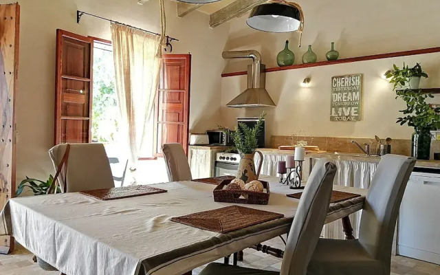 Amazing Villa in Sineu With Pool