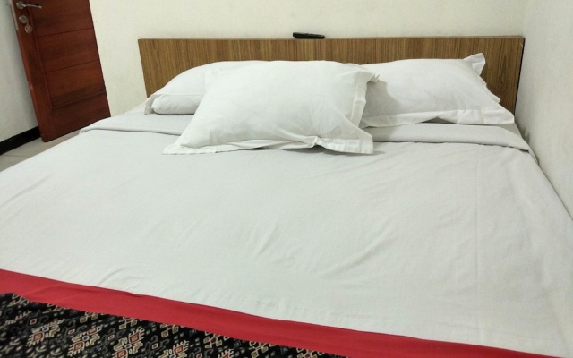 Rumah Tawa Guesthouse 2 – Guest Rooms – Bandung
