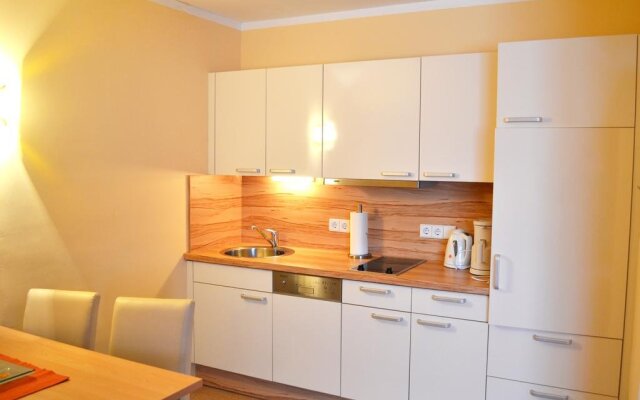 Privatzimmer & Ferienwohnungen Leeb