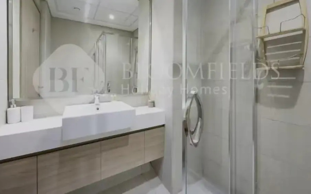 520 Bloomfields 1BR Azizi Riviera