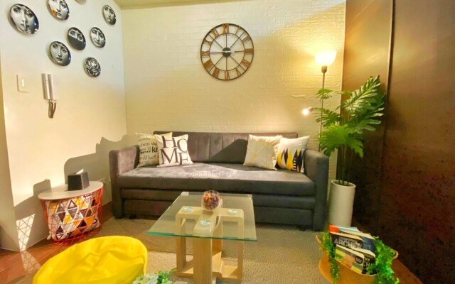 Stylish&homey1-br Apartment in Makati