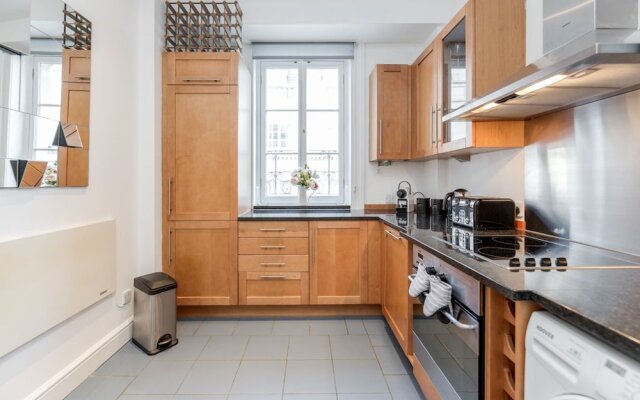 Outstanding Trafalgar Penthouse, sleeps 8