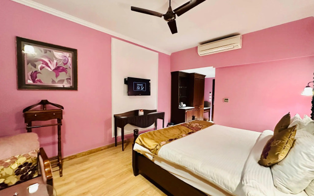 Royal Orchid Fort Resort