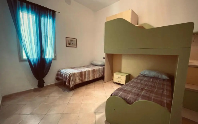 Appartamento vacanze 150mq a 100 metri dal mare