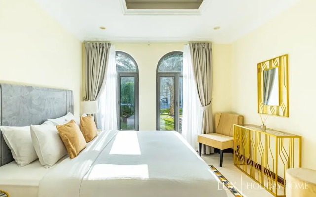LUX Holiday Home - Frond E 1