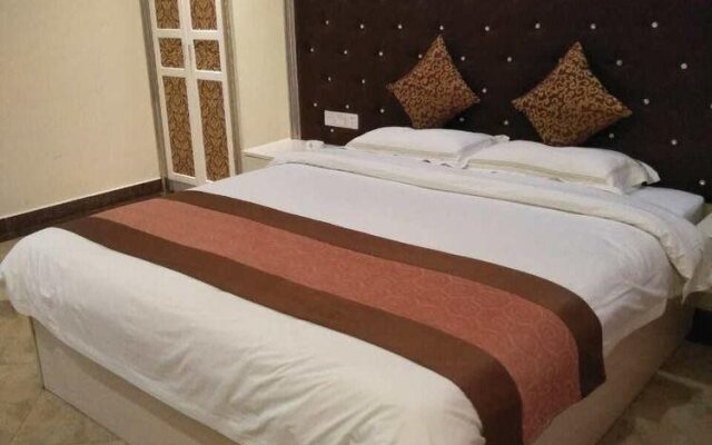 Yingshang Hotel Sanya Dadonghai Branch