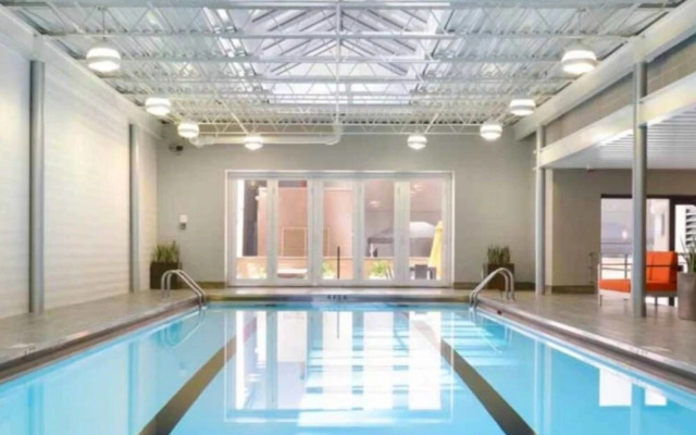 Furnished Suites Near Navy Pier
