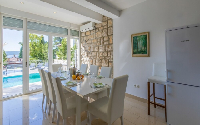 Stunning Holiday Home in Selce With Private Pool
