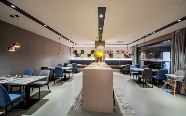 Homeinn Selected Hotel (Suzhou Shengze Dongfang Textile City)