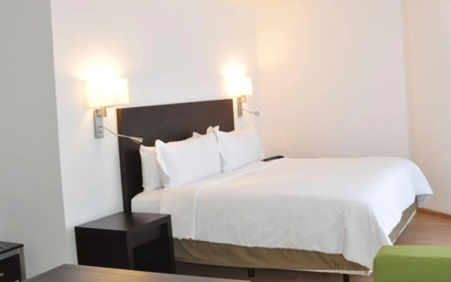 Fiesta Inn Express Naucalpan