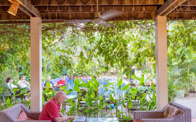 Sambor Village Hotel