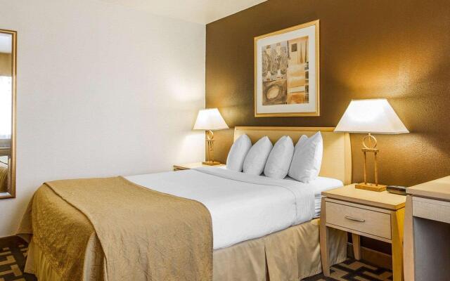 Quality Inn Petaluma - Sonoma
