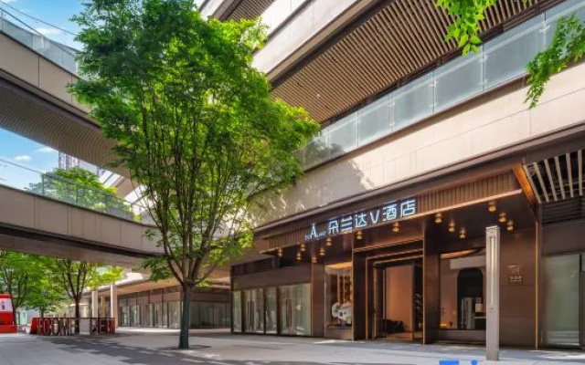 DO A LAND V Hotel (Guiyang North Railway Station International Exhibition Center Branch) — 4-star hotel in Guiyang