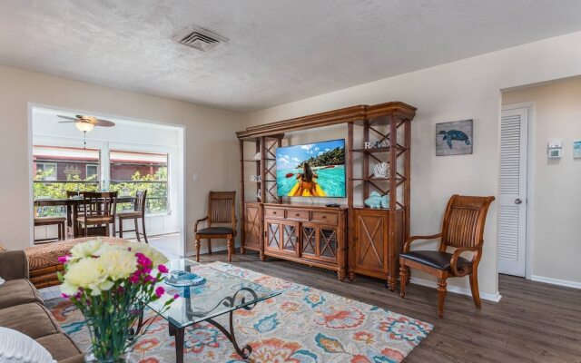 Vista Hermosa Casita Near the Beach