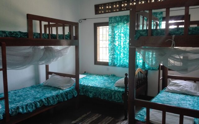 Sunbird Backpackers