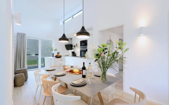 Amazing Home in Lembruch/dümmer See With 3 Bedrooms, Sauna and Indoor Swimming Pool