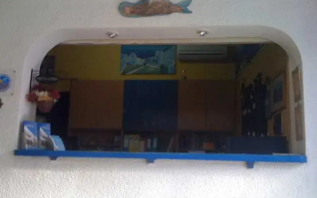 Santorini Hostel