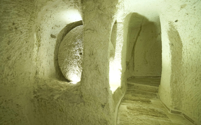 Heritage Cave Suites