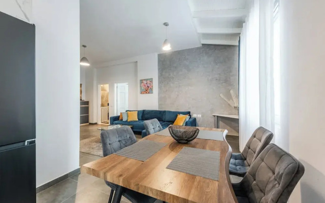 Royal Hill Apartment 1