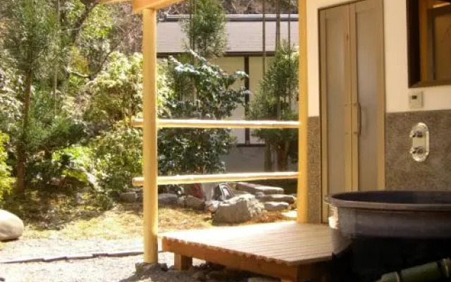 Ryokan Momijiya Annex