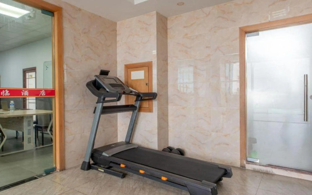 Hualin Hotel (Dongguan Chashan Branch)