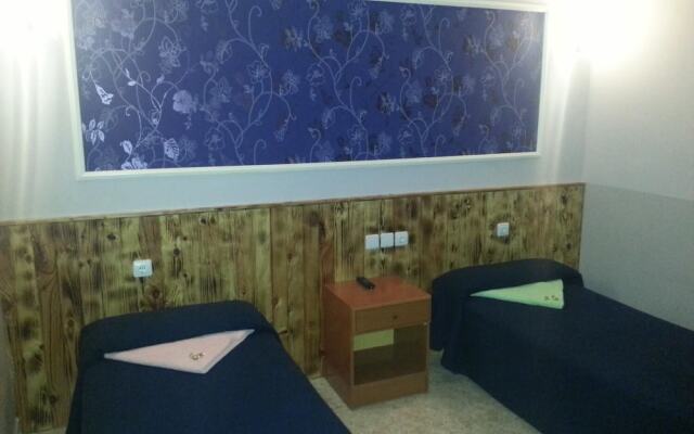 Hostal Isla Cristina Mataró