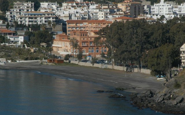 Hotel Bahía Tropical