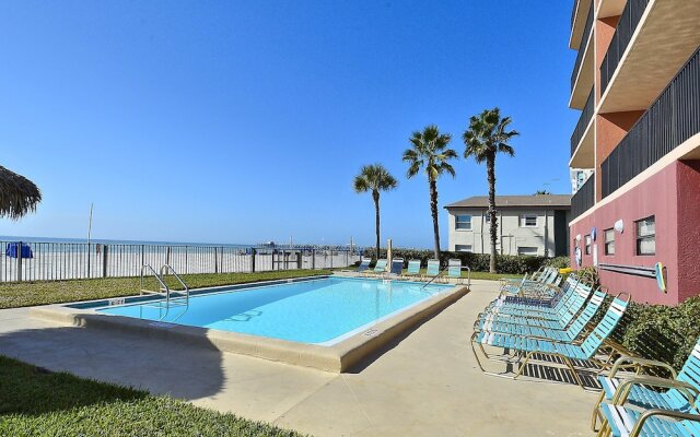 Emerald Isle 401 Fully Updated/beach Front/amazing View!