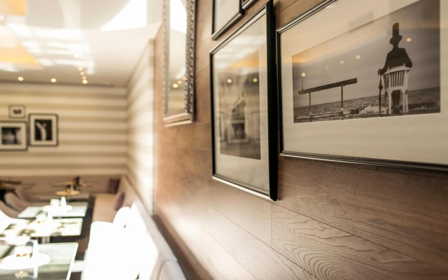 Ambra Hotel