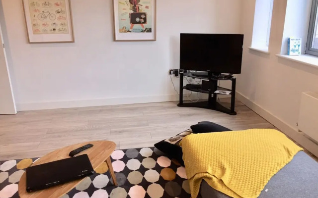 Modern 1 Bedroom Apartment in the City Centre
