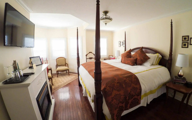 Blue Skies Bed and Breakfast