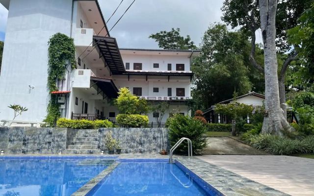 ilamparuma Villa