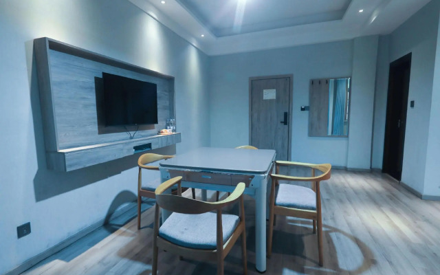 Ziyang Xinhuang Jiaqingju Hotel