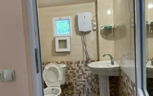 Guest House Lazuri