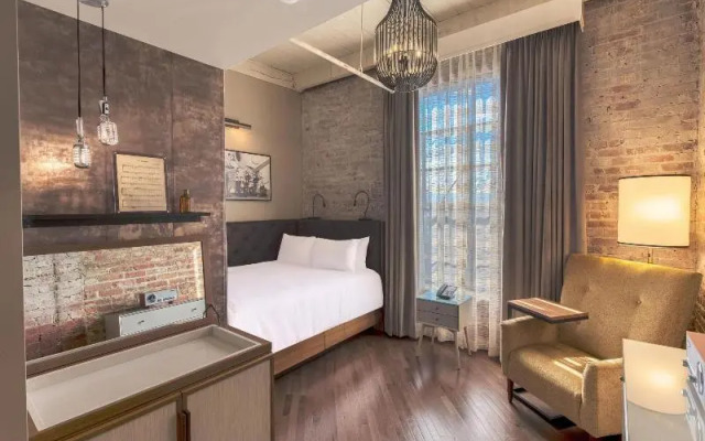 The Sessions Hotel