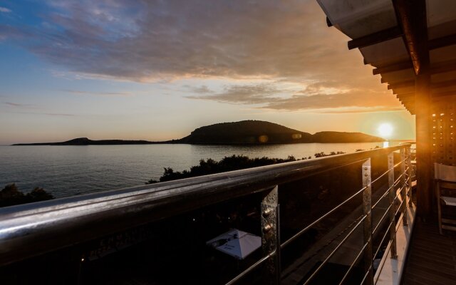 Voidokilia Seascape - Family Suite on the Beach