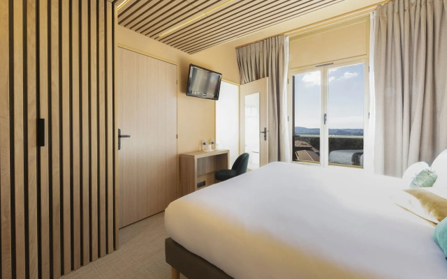 Domaine des Gueules Cassées