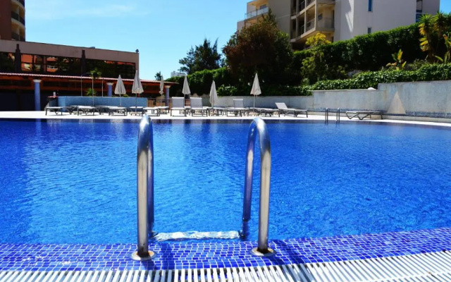 Sea Top Flat IV