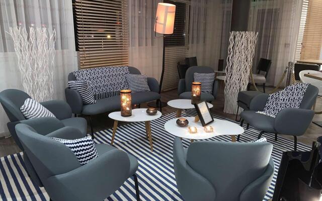 Kyriad Prestige Vannes Centre - Palais Des Arts