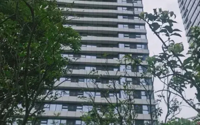 Aaronstone apartment hotel