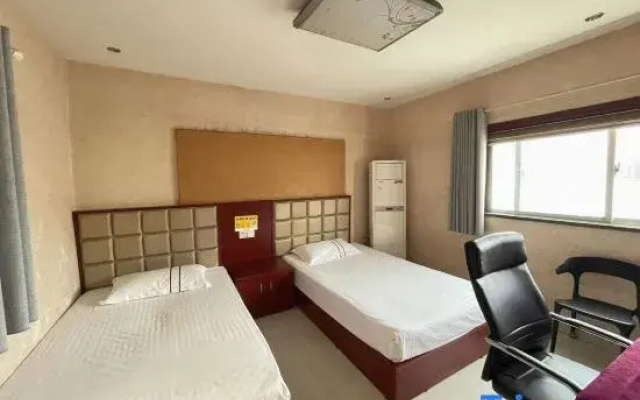 Sunny Hotel, Luzhou