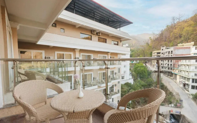 Stone Wood Hotel Rishikesh