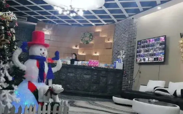Pingjiang Qihang Theme Hotel